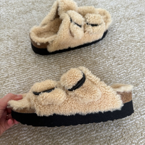 Papillio Arizona Big Buckle Shearling Sandals Size 36 - Picture 6 of 7